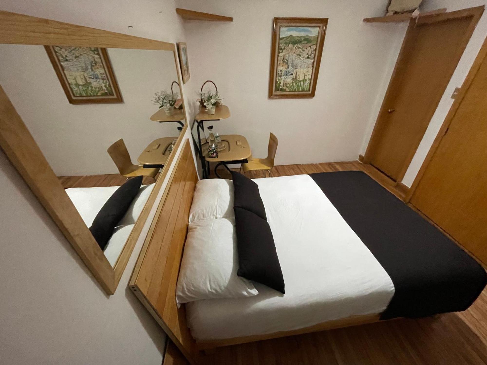 Hostal Roma Condesa Città del Messico Camera foto